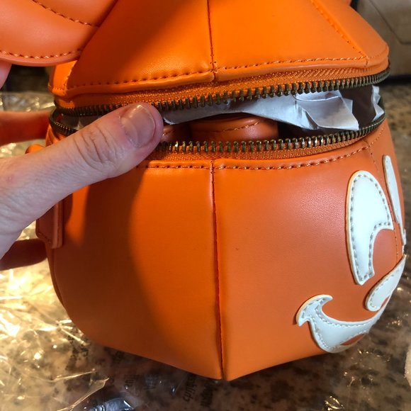 Loungefly Disney Mickey-O-Lantern Crossbody READ DESCRIPTION - Picture 9 of 12
